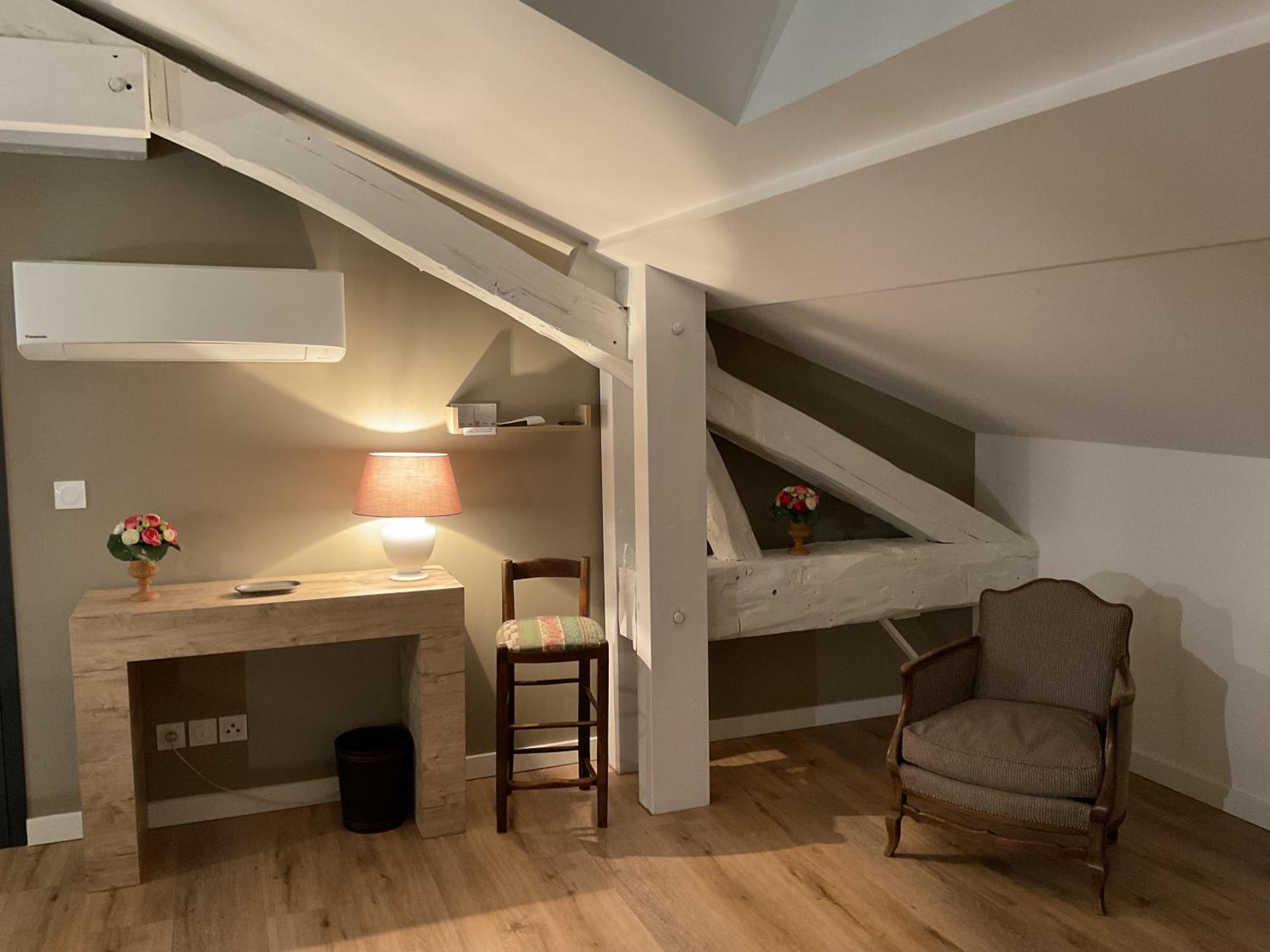 La Mansarde Bed & Breakfast Aix-les-Bains Bagian luar foto