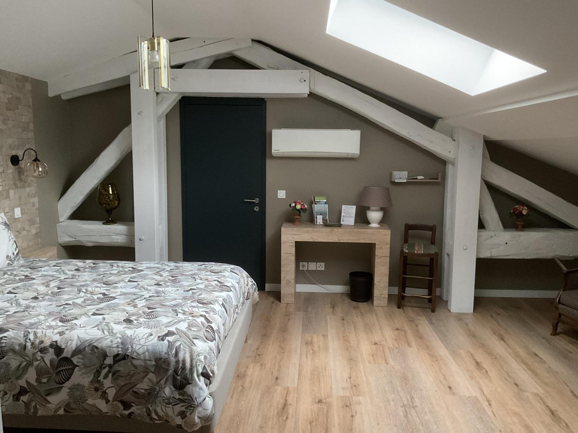 La Mansarde Bed & Breakfast Aix-les-Bains Bagian luar foto